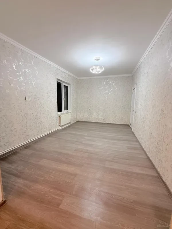 Satılır 2 otaqlı mənzil 33 m²
