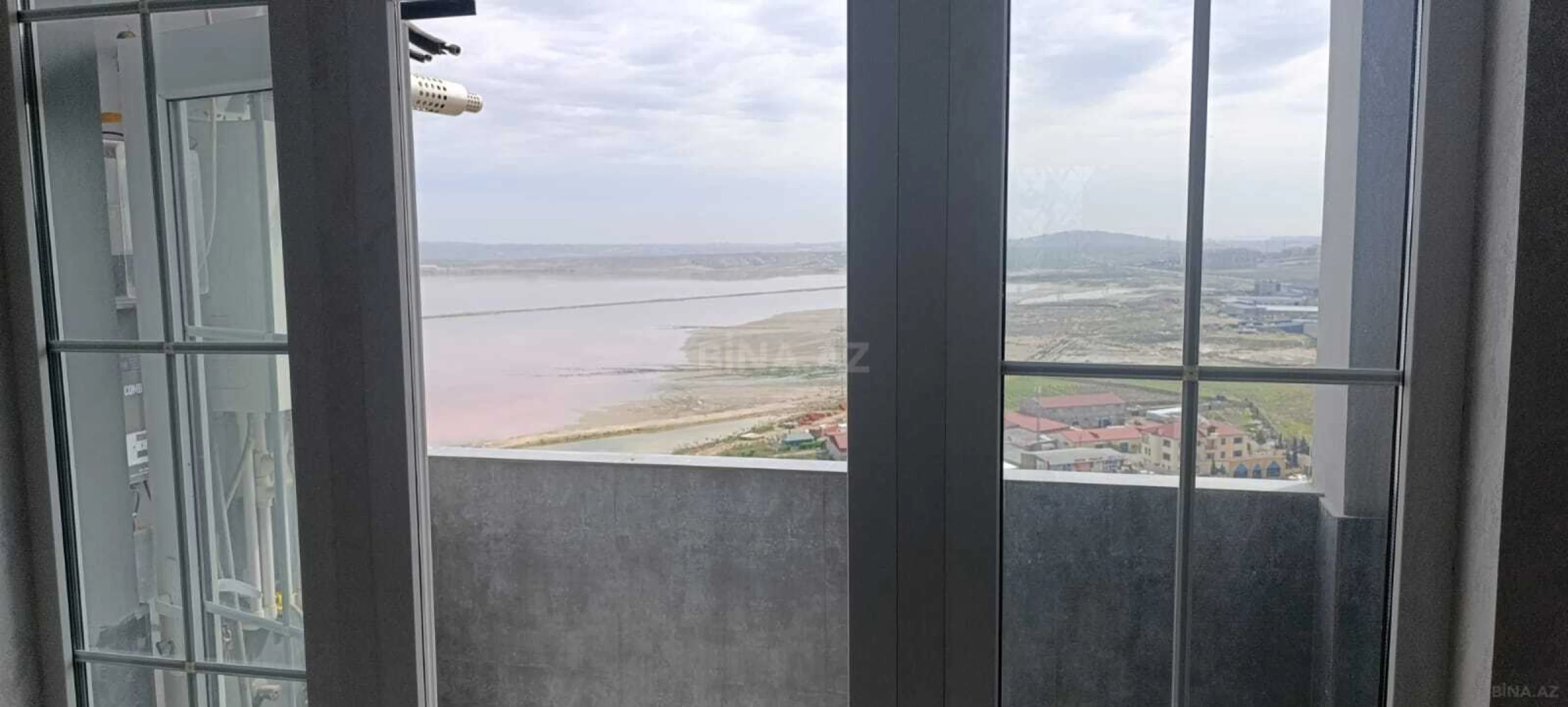 Kirayə verilir 2 otaqlı mənzil 60 m²