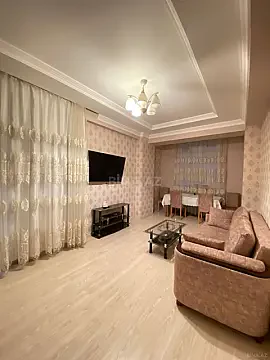 Kirayə verilir 3 otaqlı mənzil 100 m²