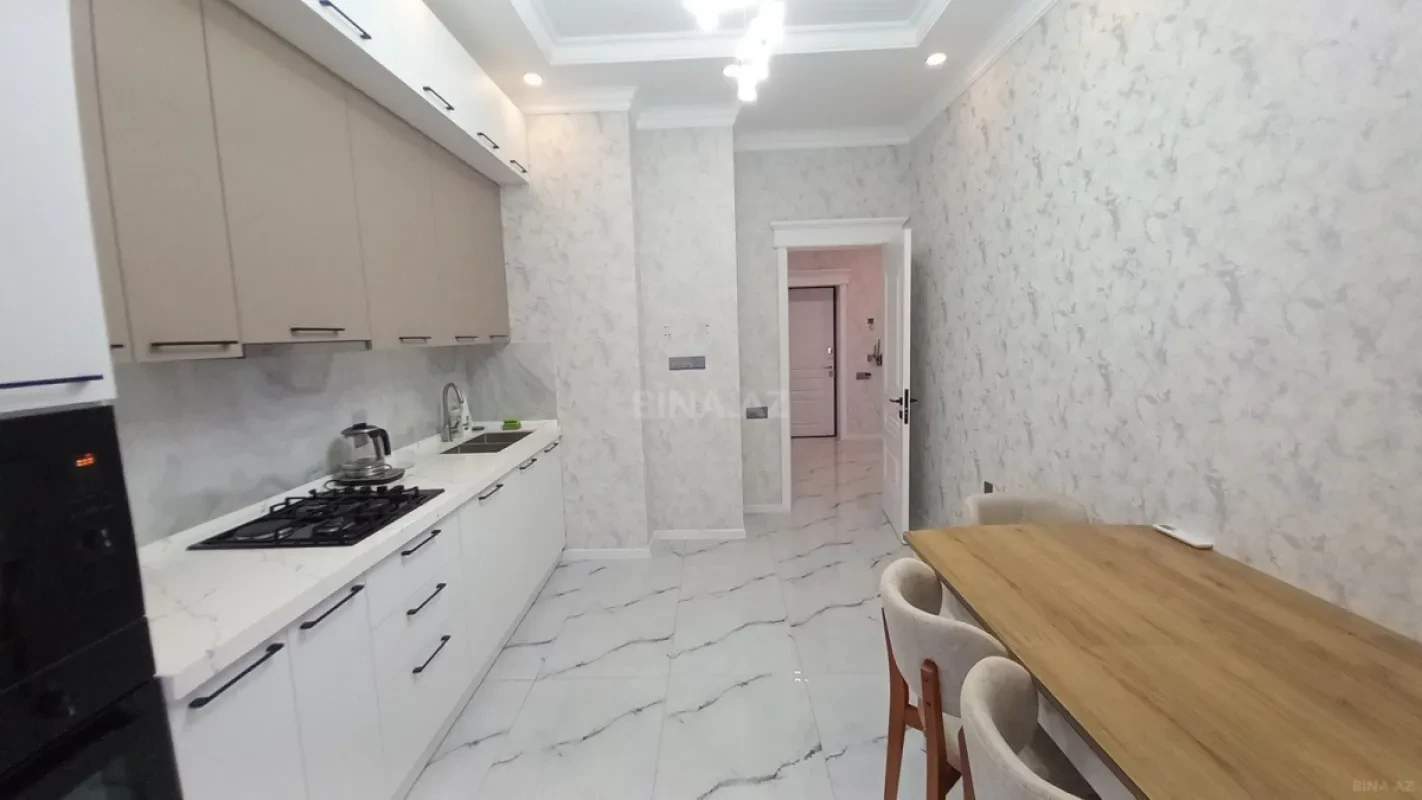 Kirayə verilir 2 otaqlı mənzil 80 m²