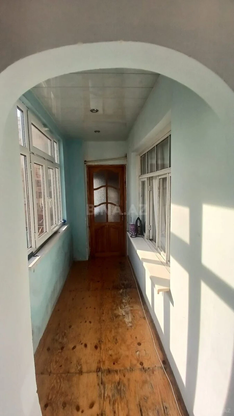Satılır 4 otaqlı mənzil 96 m²