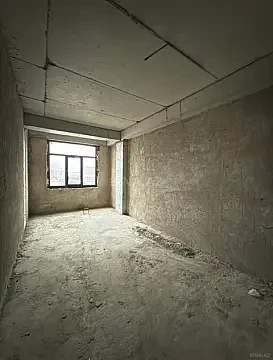 Satılır 3 otaqlı mənzil 145 m²