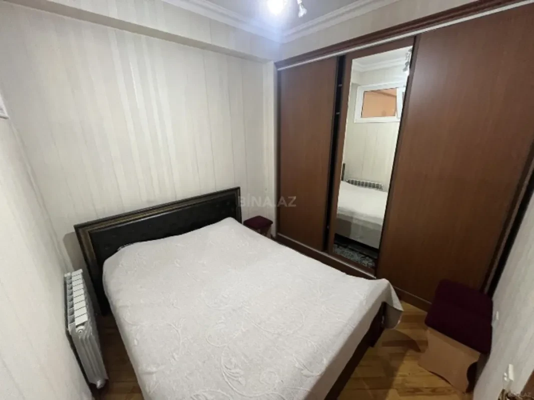 Kirayə verilir 2 otaqlı mənzil 60 m²