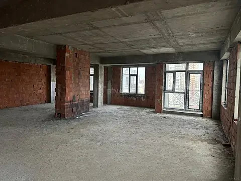 Satılır 3 otaqlı mənzil 150 m²