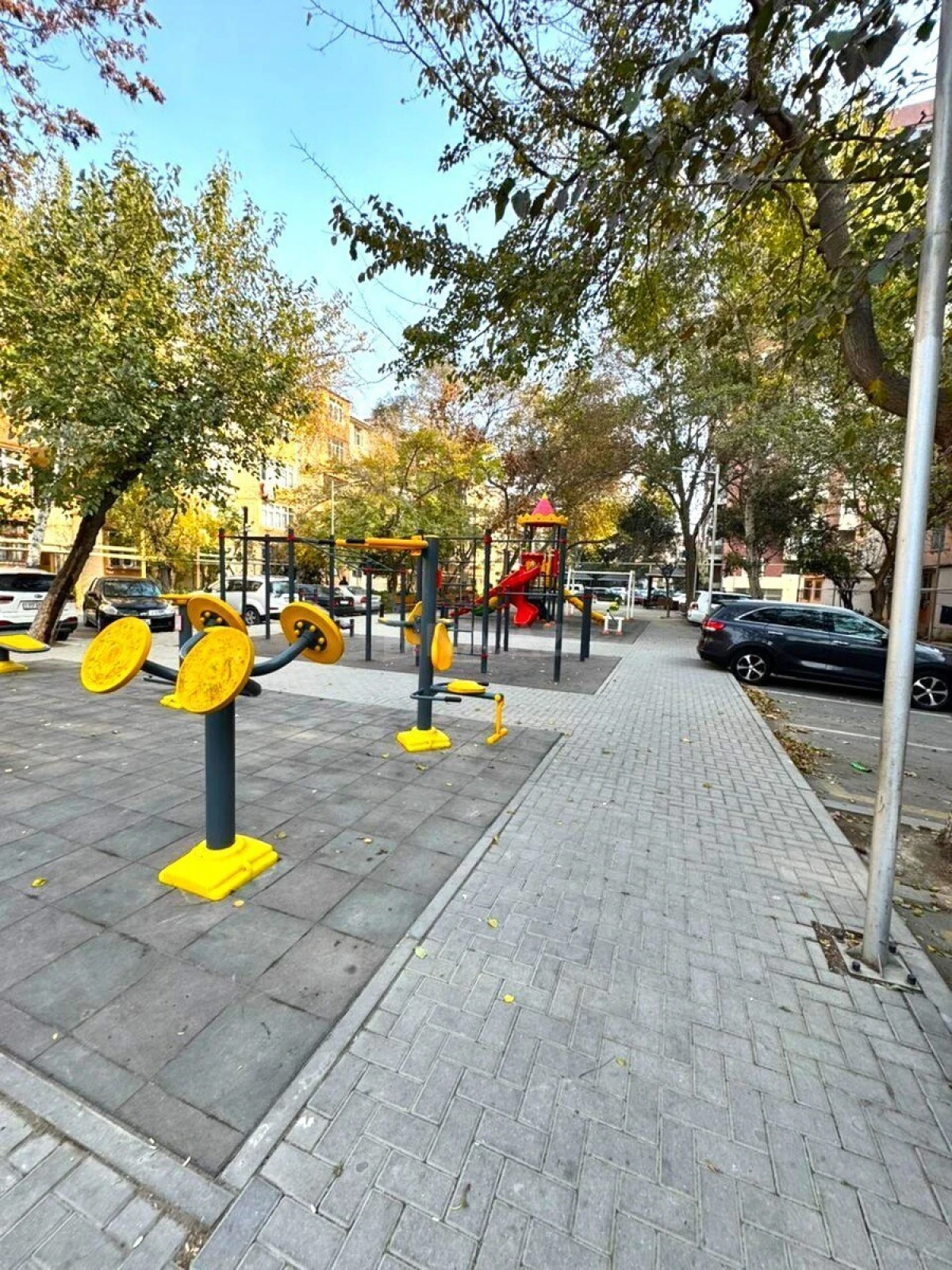 Satılır 3 otaqlı mənzil 80 m²