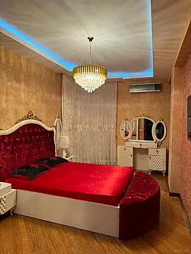 Kirayə verilir 3 otaqlı mənzil 150 m²