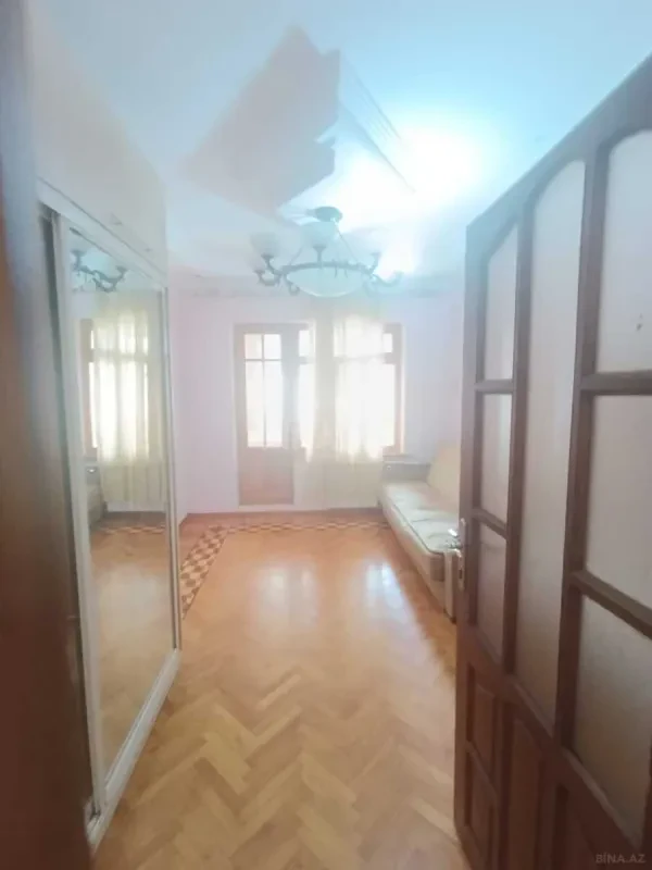 Satılır 3 otaqlı mənzil 85 m²
