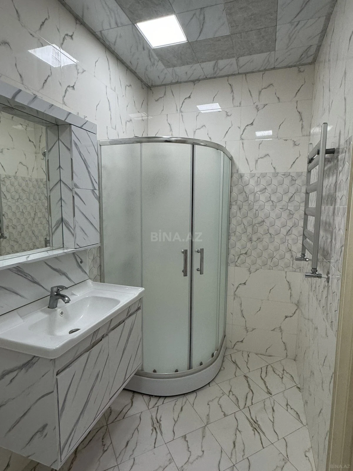 Kirayə verilir 3 otaqlı mənzil 63 m²