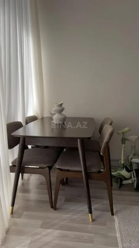 Satılır 2 otaqlı mənzil 43 m²