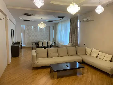 Kirayə verilir 3 otaqlı mənzil 170 m² — Bakı 3 otaq 170.00 m²