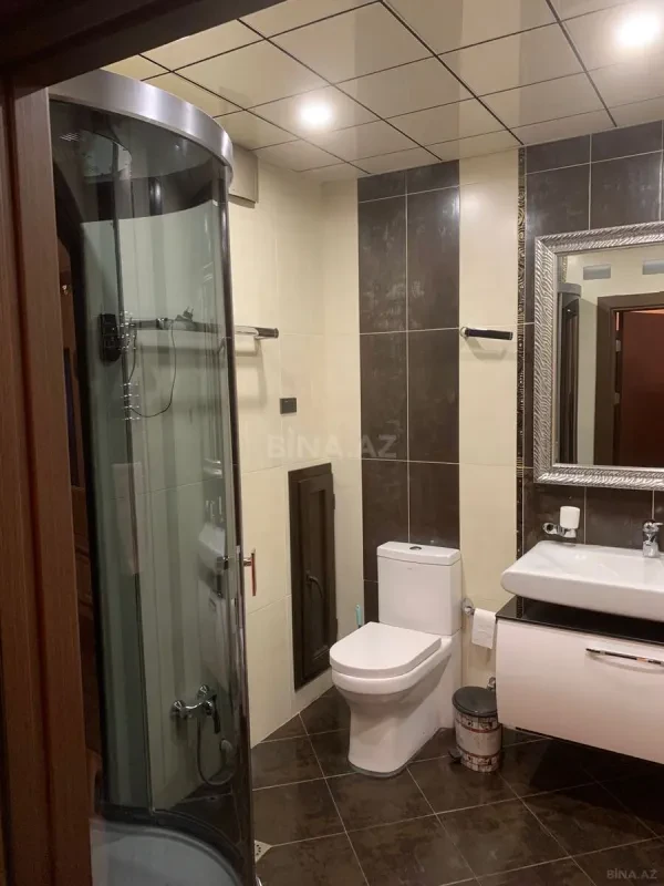 Kirayə verilir 3 otaqlı mənzil 170 m²