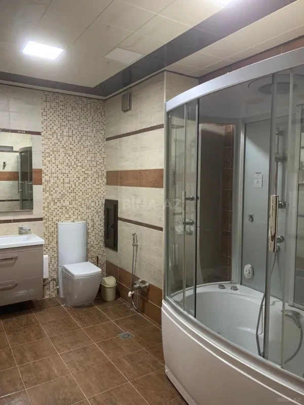 Kirayə verilir 3 otaqlı mənzil 170 m²