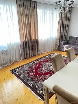 Satılır 2 otaqlı mənzil 82 m²
