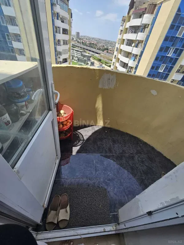 Satılır 2 otaqlı mənzil 82 m²