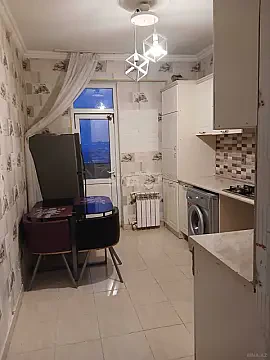 Satılır 2 otaqlı mənzil 82 m²