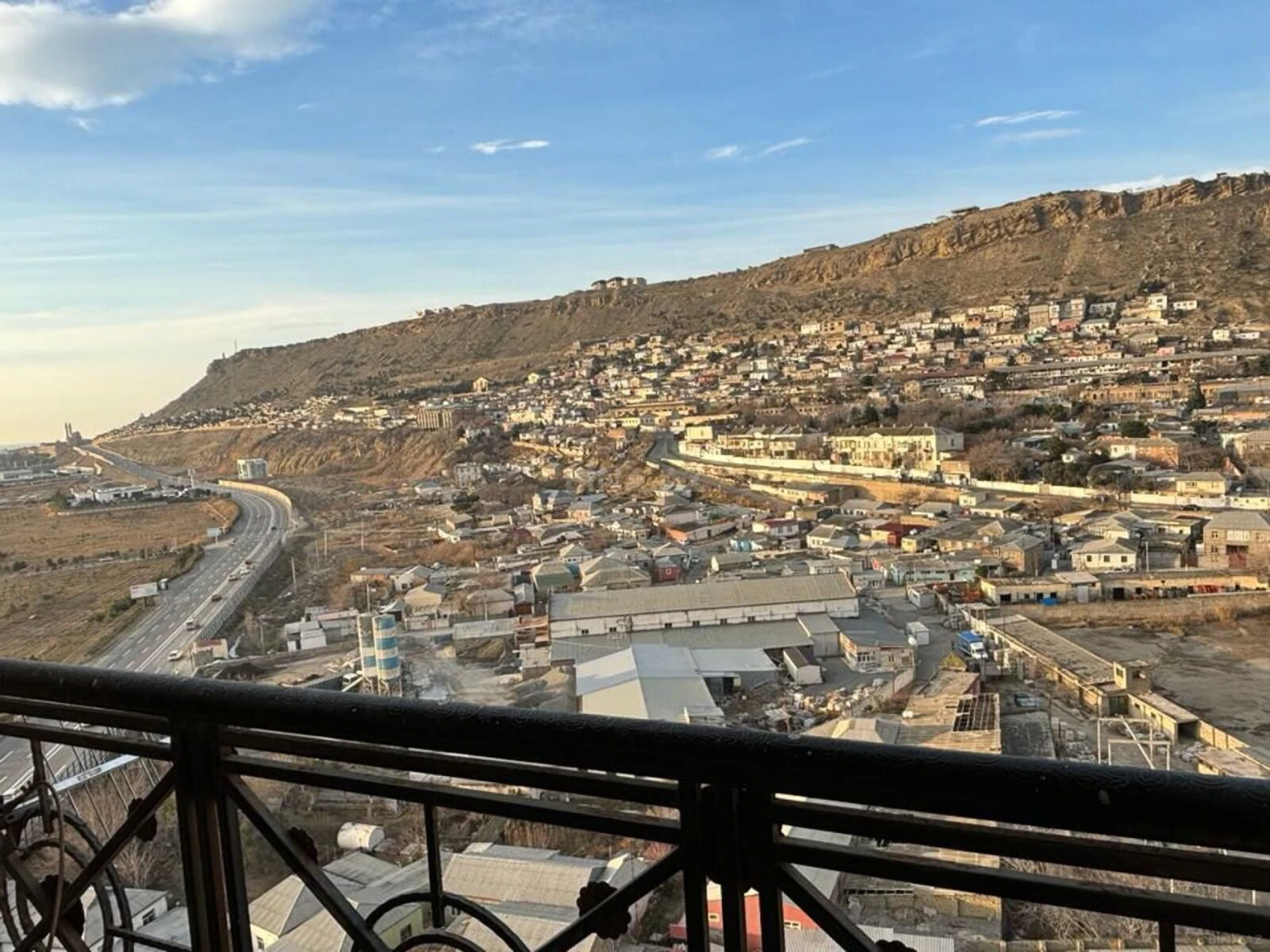 Kirayə verilir 2 otaqlı mənzil 70 m²