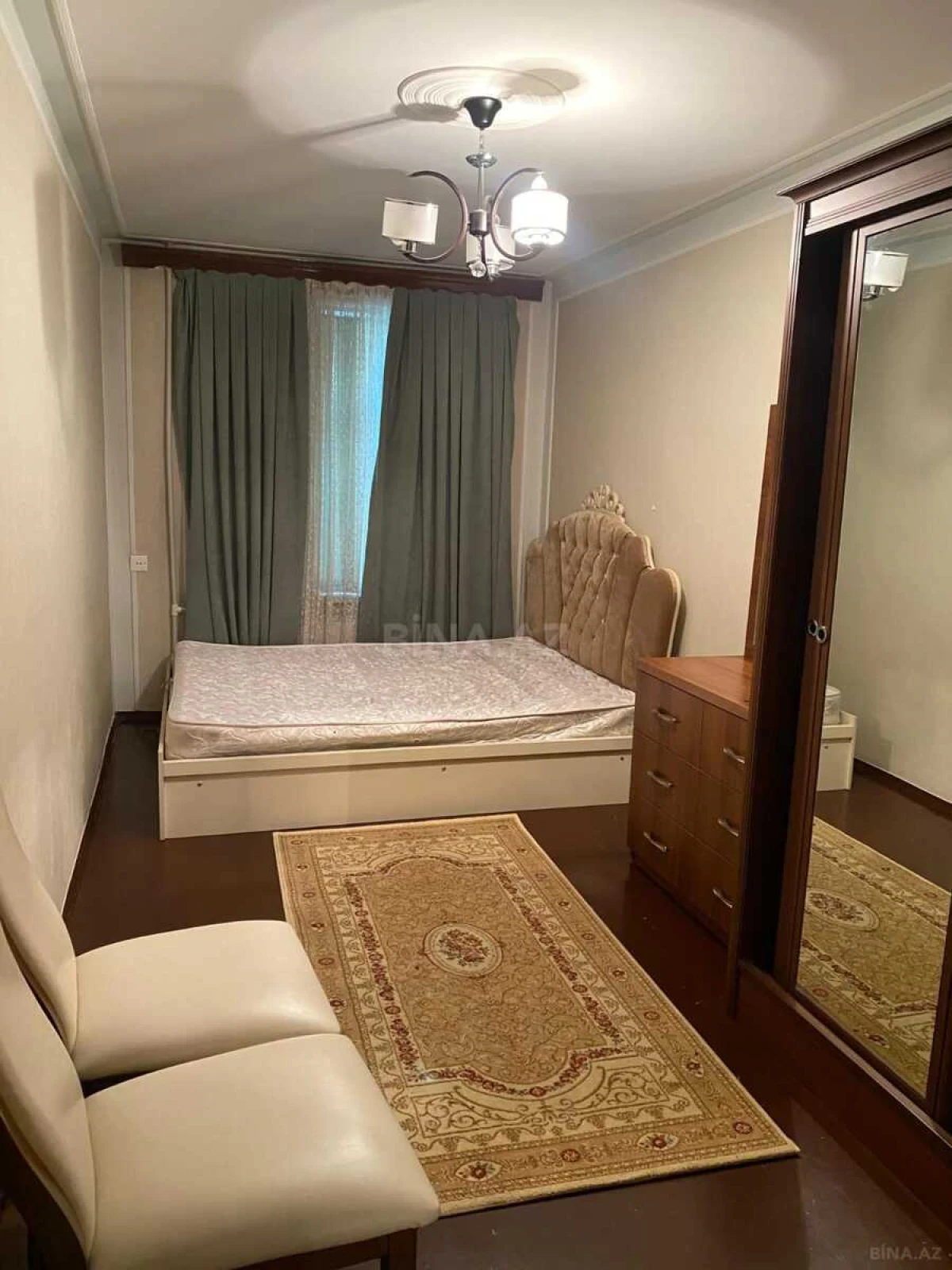 Kirayə verilir 2 otaqlı mənzil 60 m²