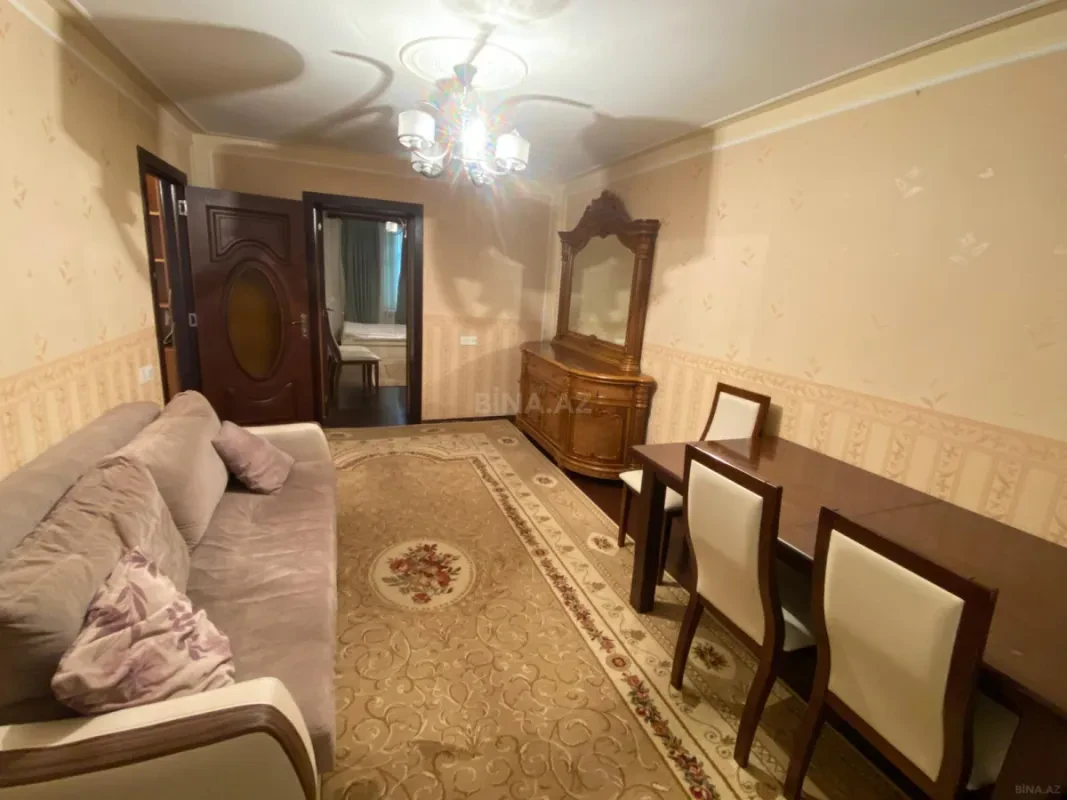 Kirayə verilir 2 otaqlı mənzil 60 m²