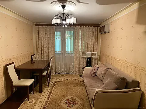 Kirayə verilir 2 otaqlı mənzil 60 m²