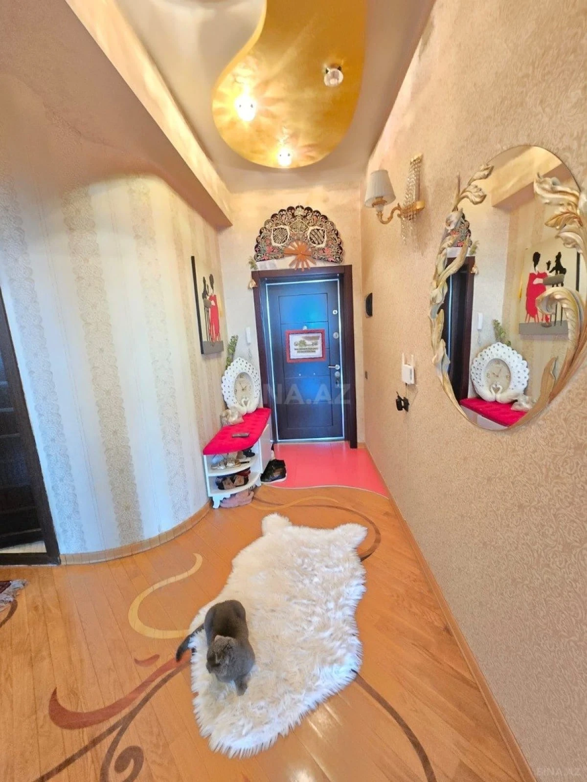 Satılır 3 otaqlı mənzil 105 m²