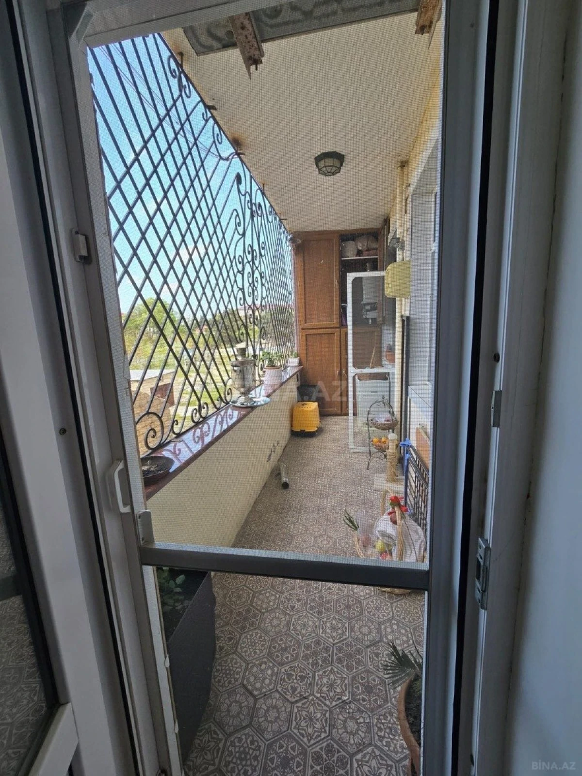 Satılır 3 otaqlı mənzil 105 m²