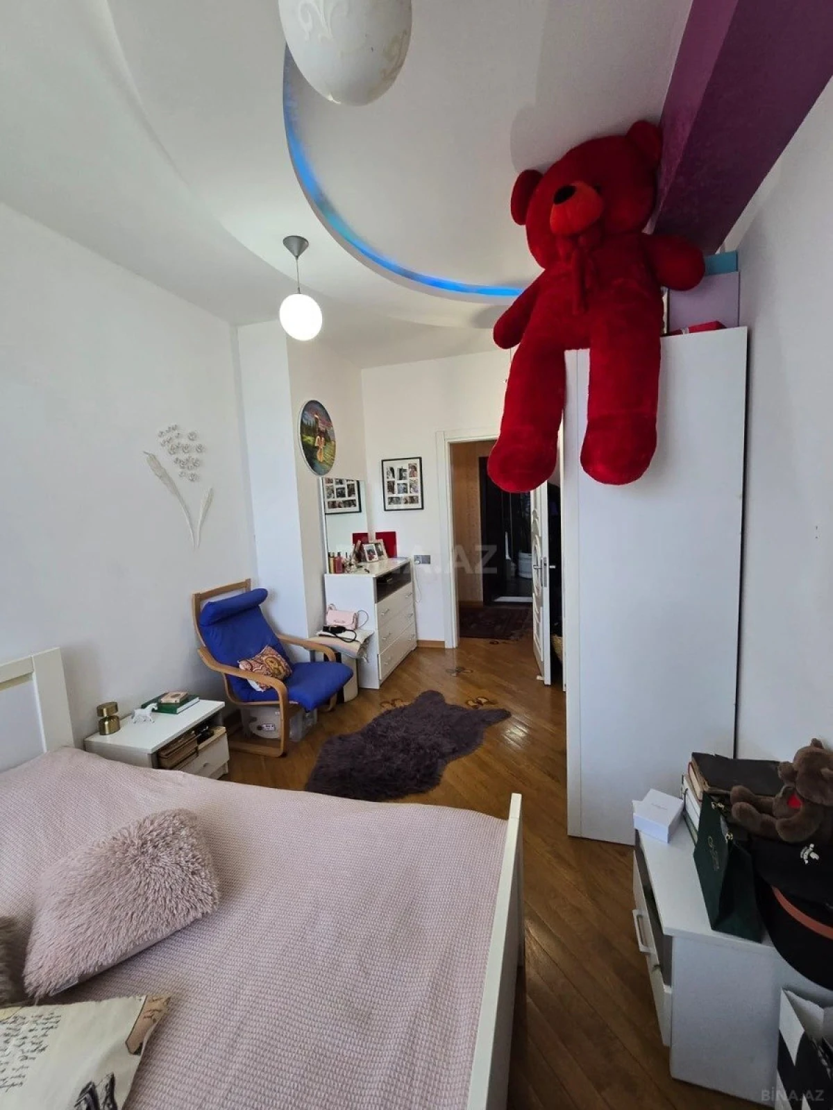 Satılır 3 otaqlı mənzil 105 m²
