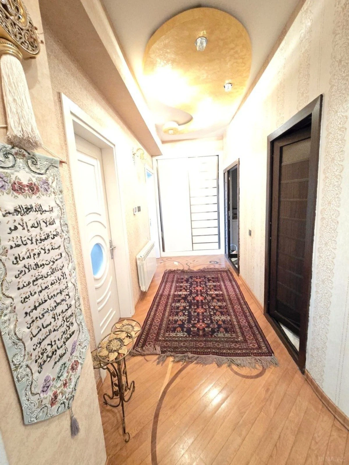 Satılır 3 otaqlı mənzil 105 m²