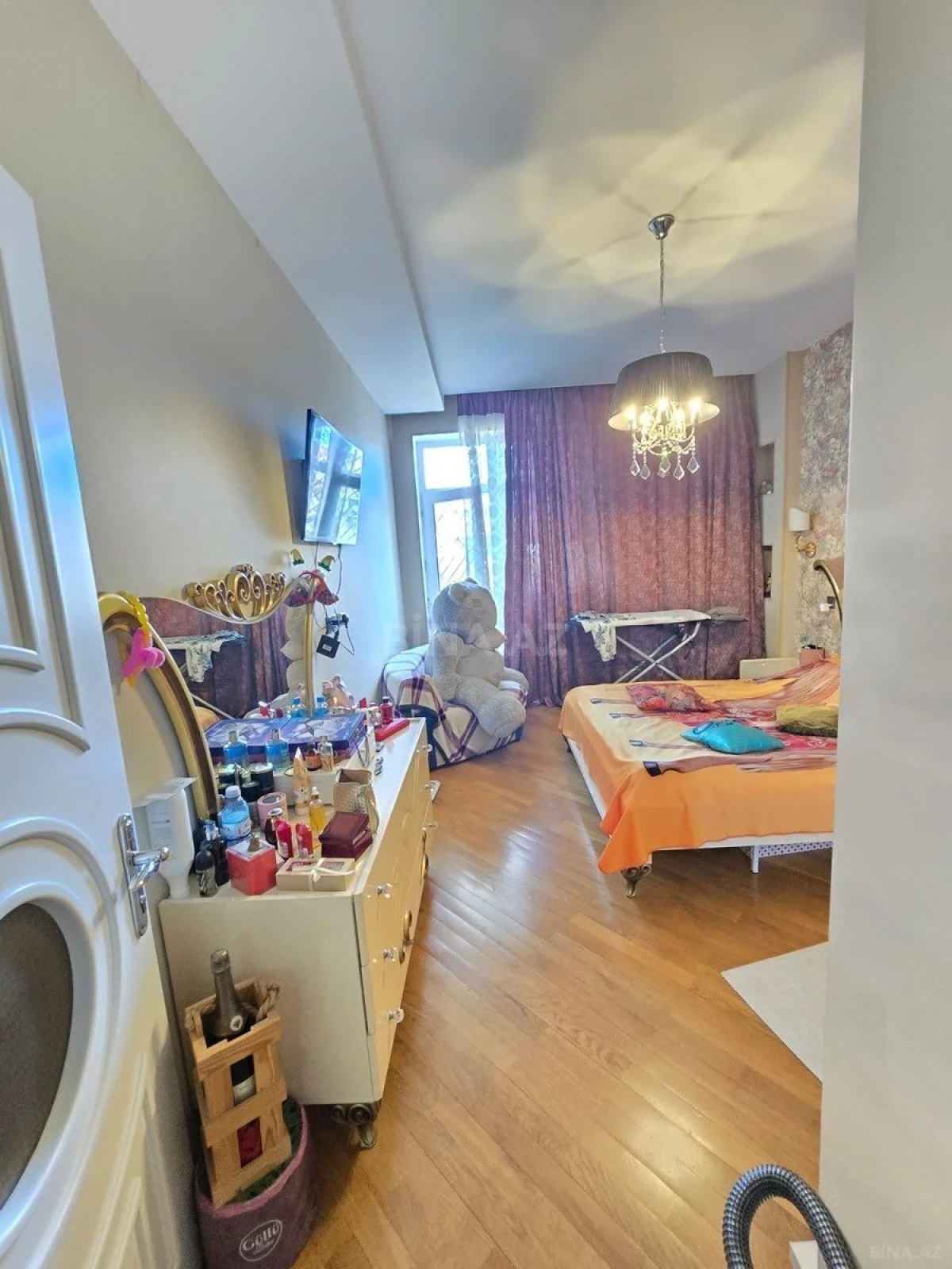 Satılır 3 otaqlı mənzil 105 m²
