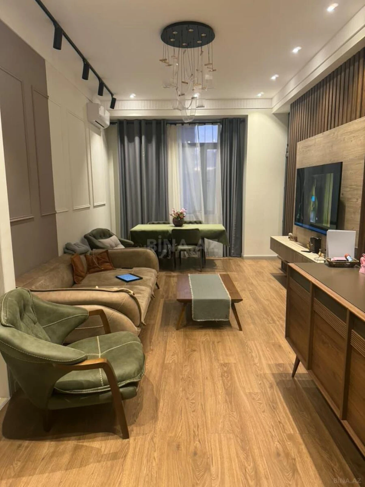 Satılır 2 otaqlı mənzil 85 m²