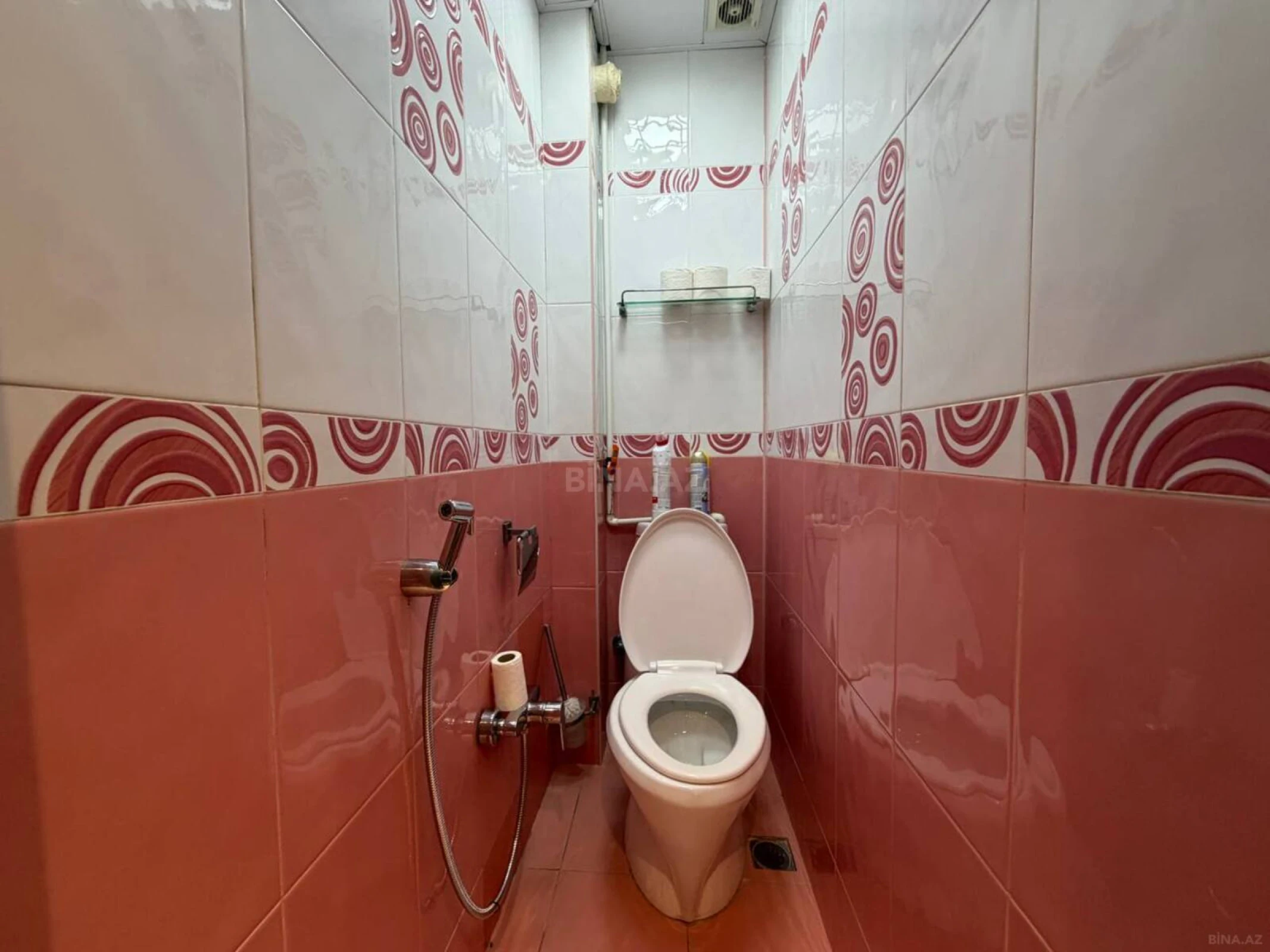 Satılır 2 otaqlı mənzil 68 m²
