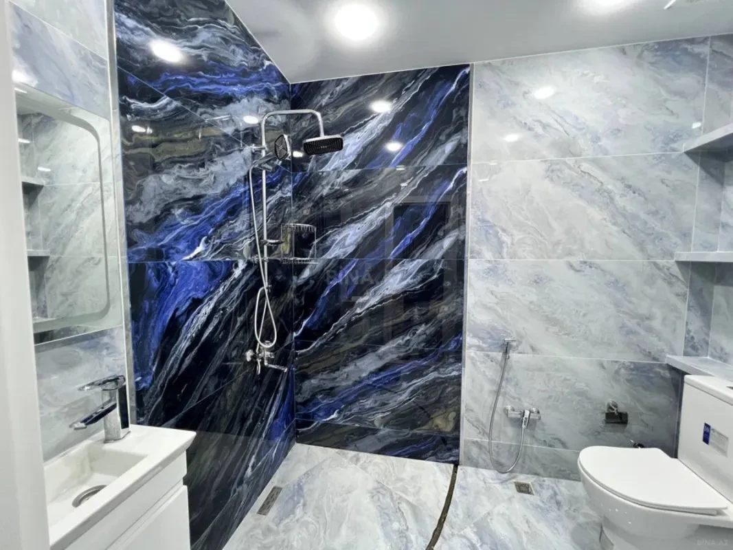 Kirayə verilir 3 otaqlı mənzil 139 m²