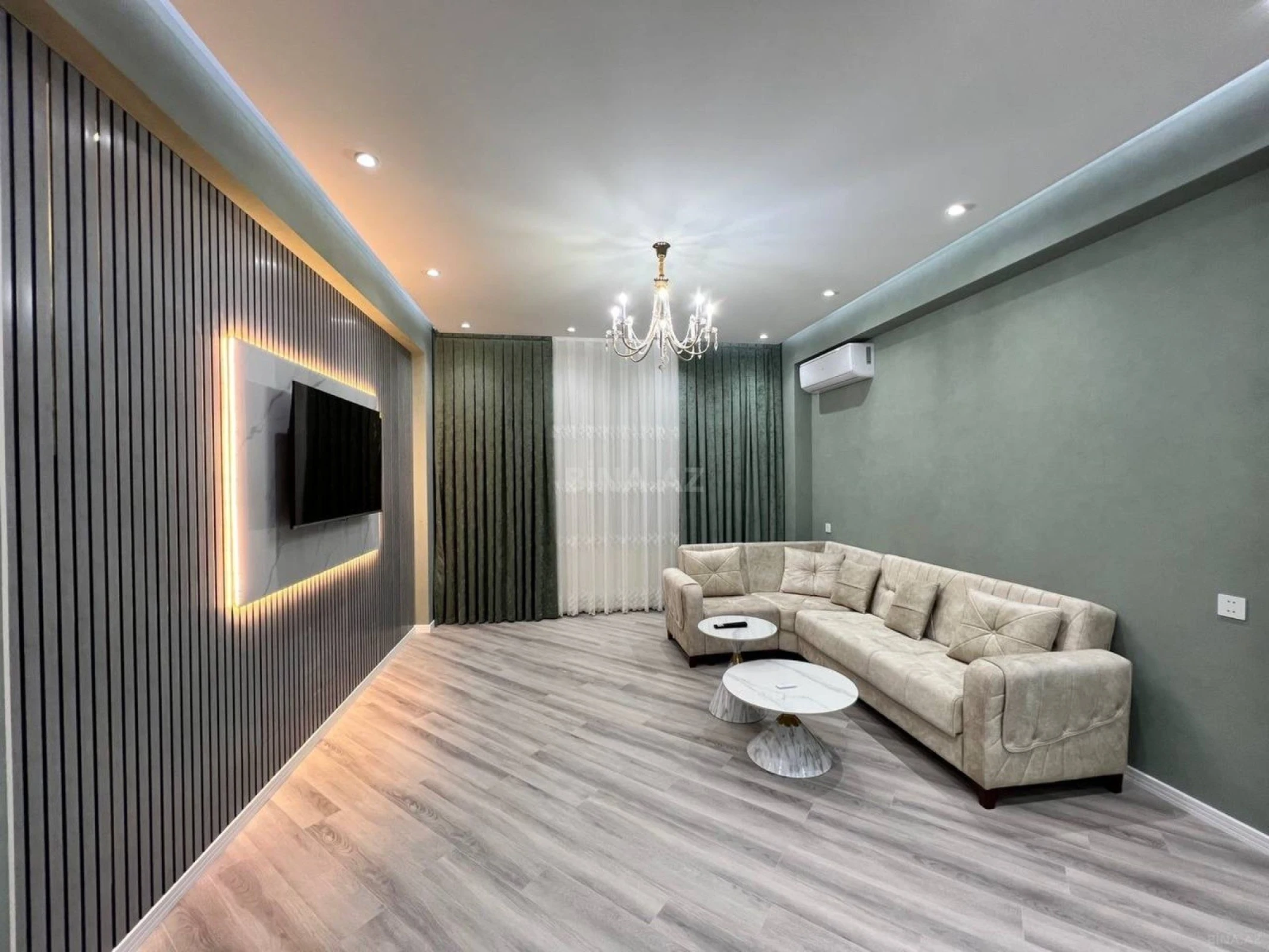 Kirayə verilir 3 otaqlı mənzil 139 m²
