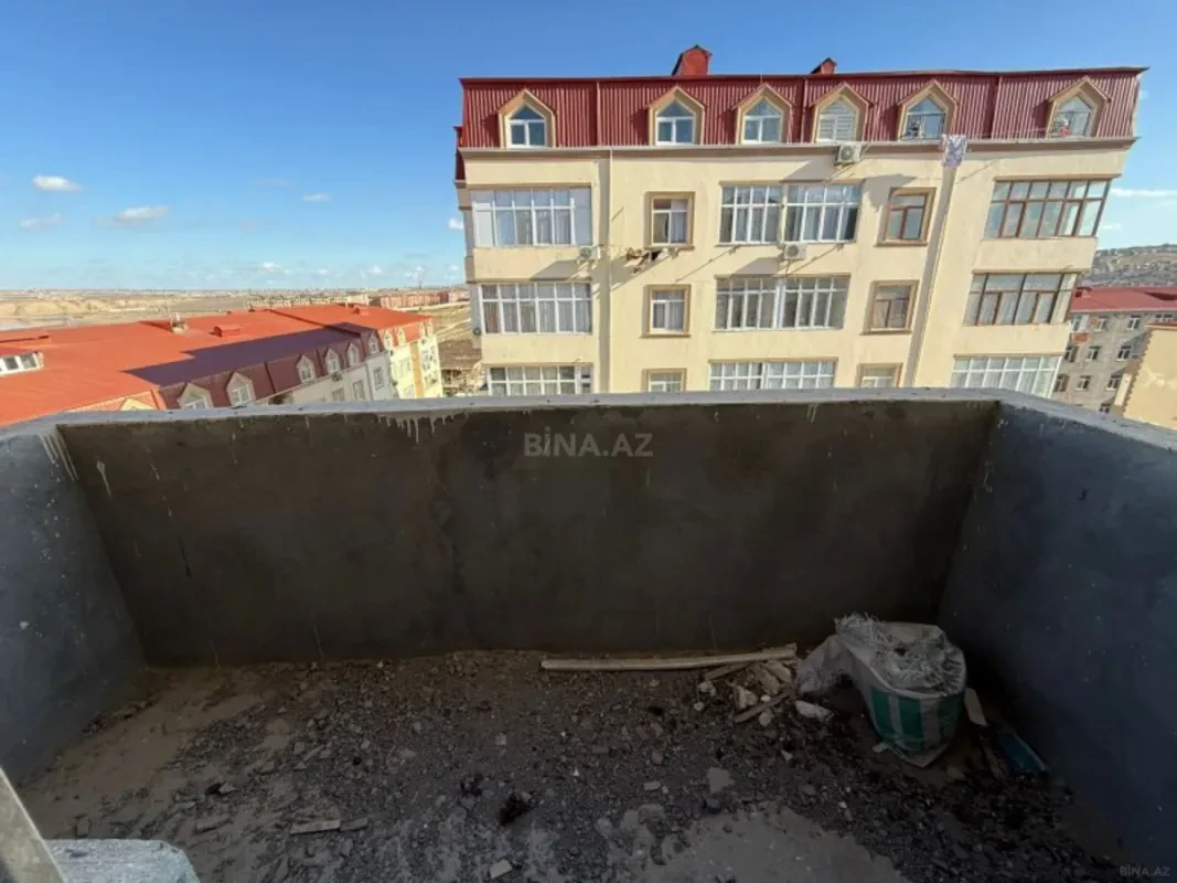 Satılır 3 otaqlı mənzil 92 m²