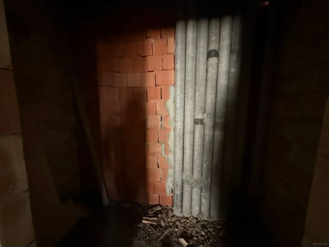 Satılır 3 otaqlı mənzil 92 m²