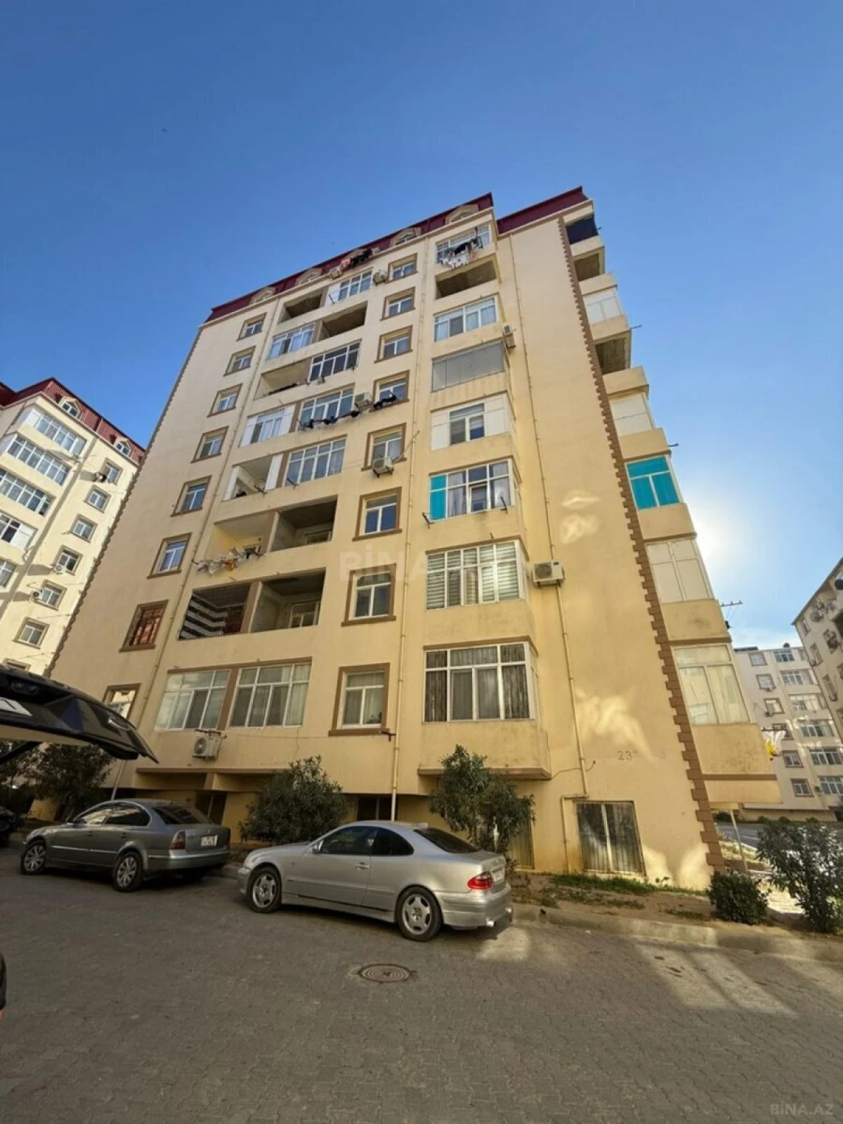 Satılır 3 otaqlı mənzil 92 m²