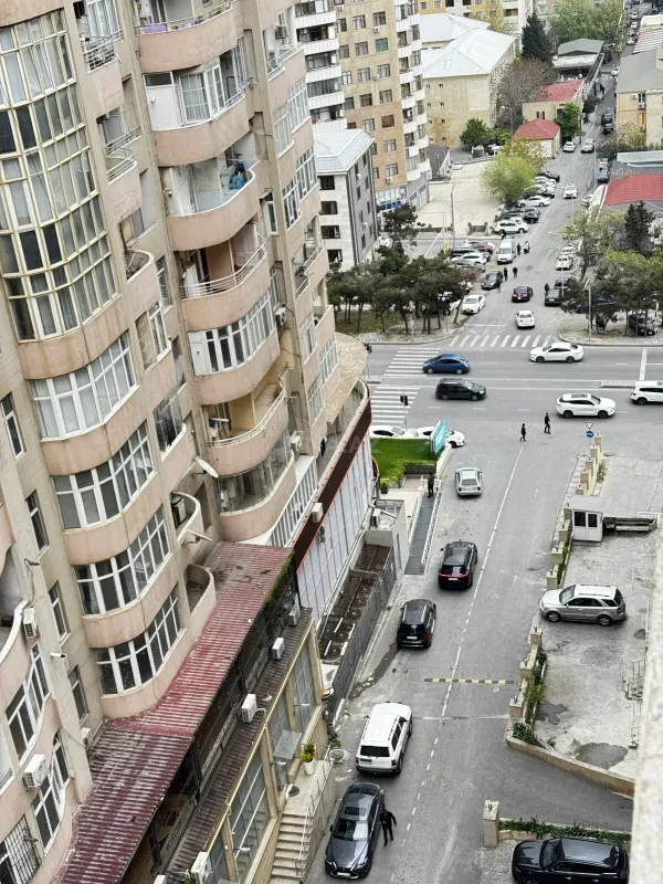 Satılır 3 otaqlı mənzil 70 m²