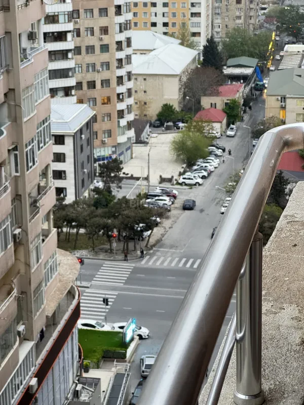 Satılır 3 otaqlı mənzil 70 m²
