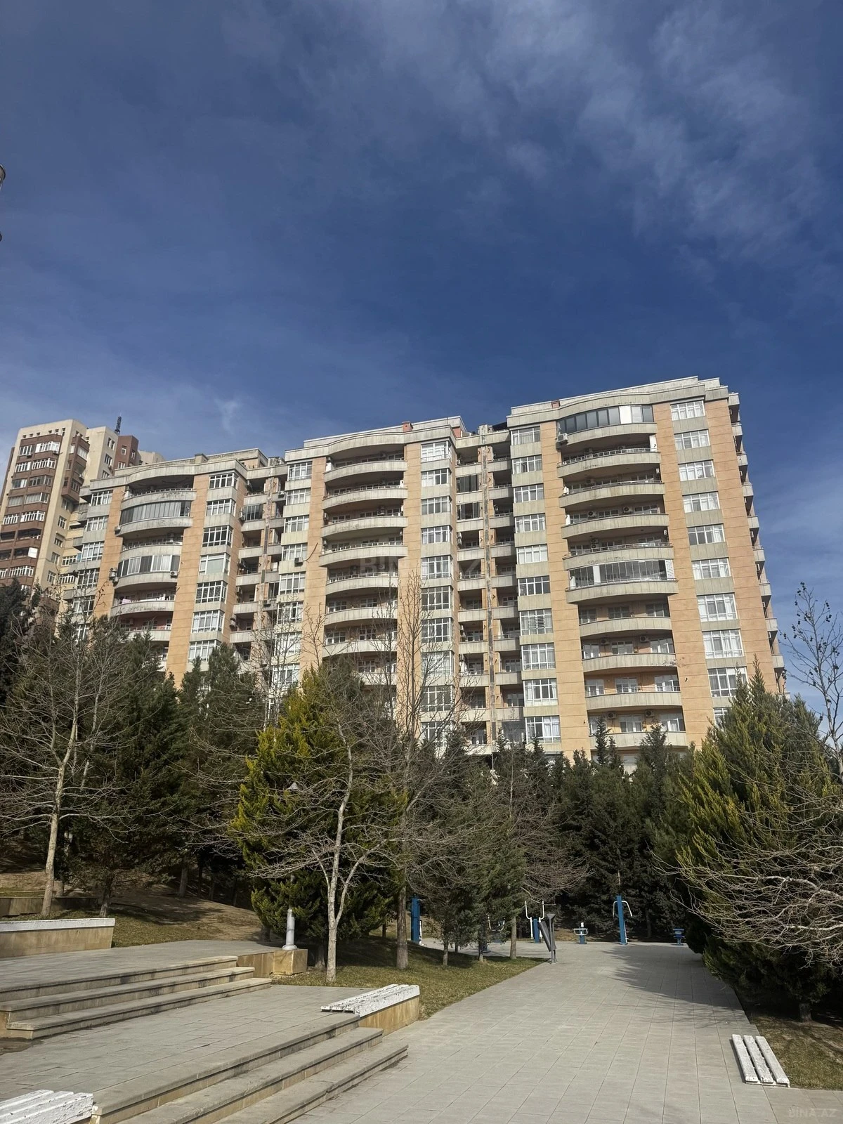 Satılır 3 otaqlı mənzil 70 m²