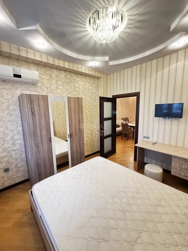Satılır 3 otaqlı mənzil 70 m²