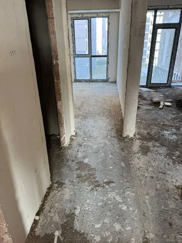Satılır 1 otaqlı mənzil 44 m²
