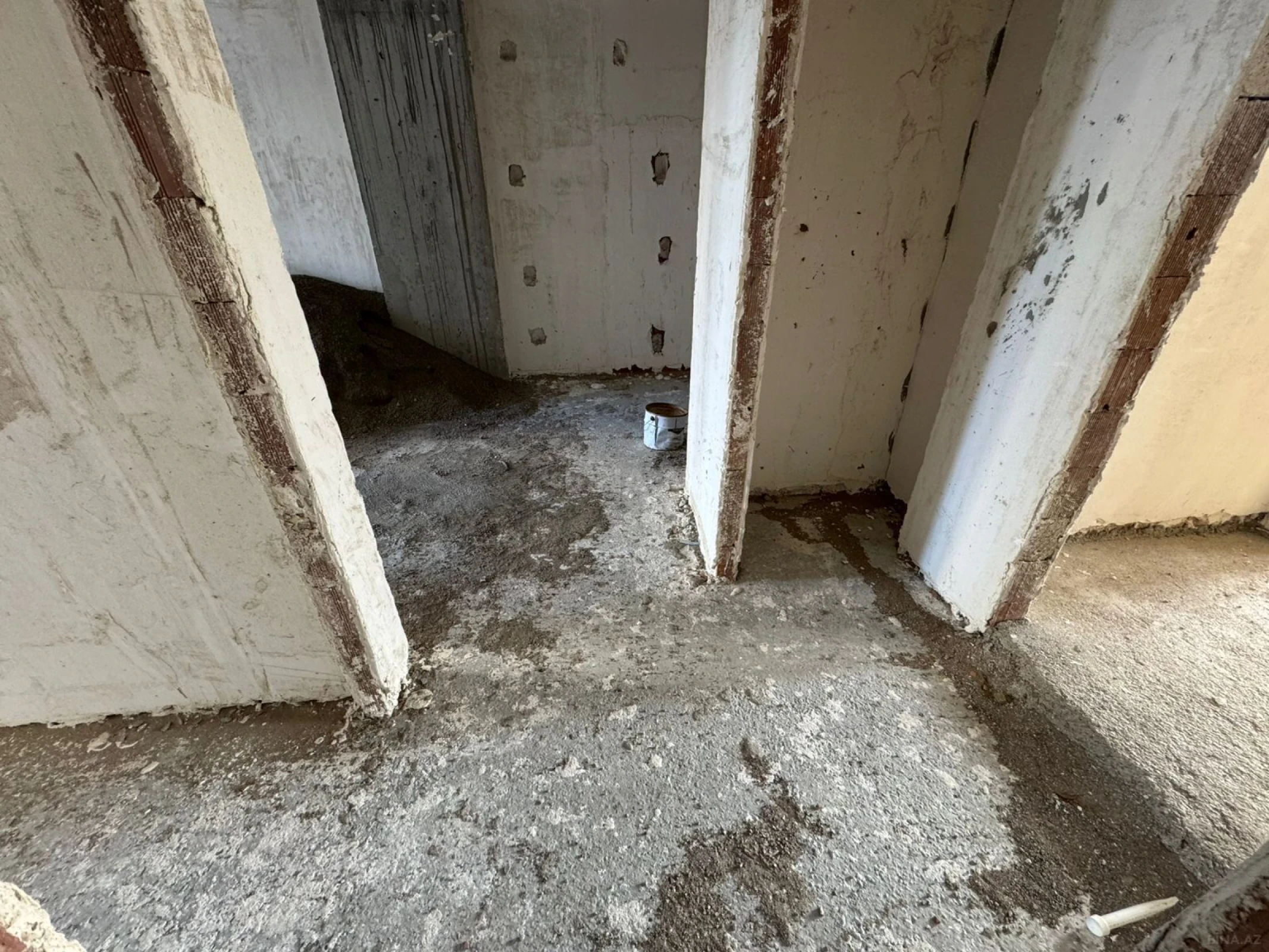Satılır 1 otaqlı mənzil 44 m²
