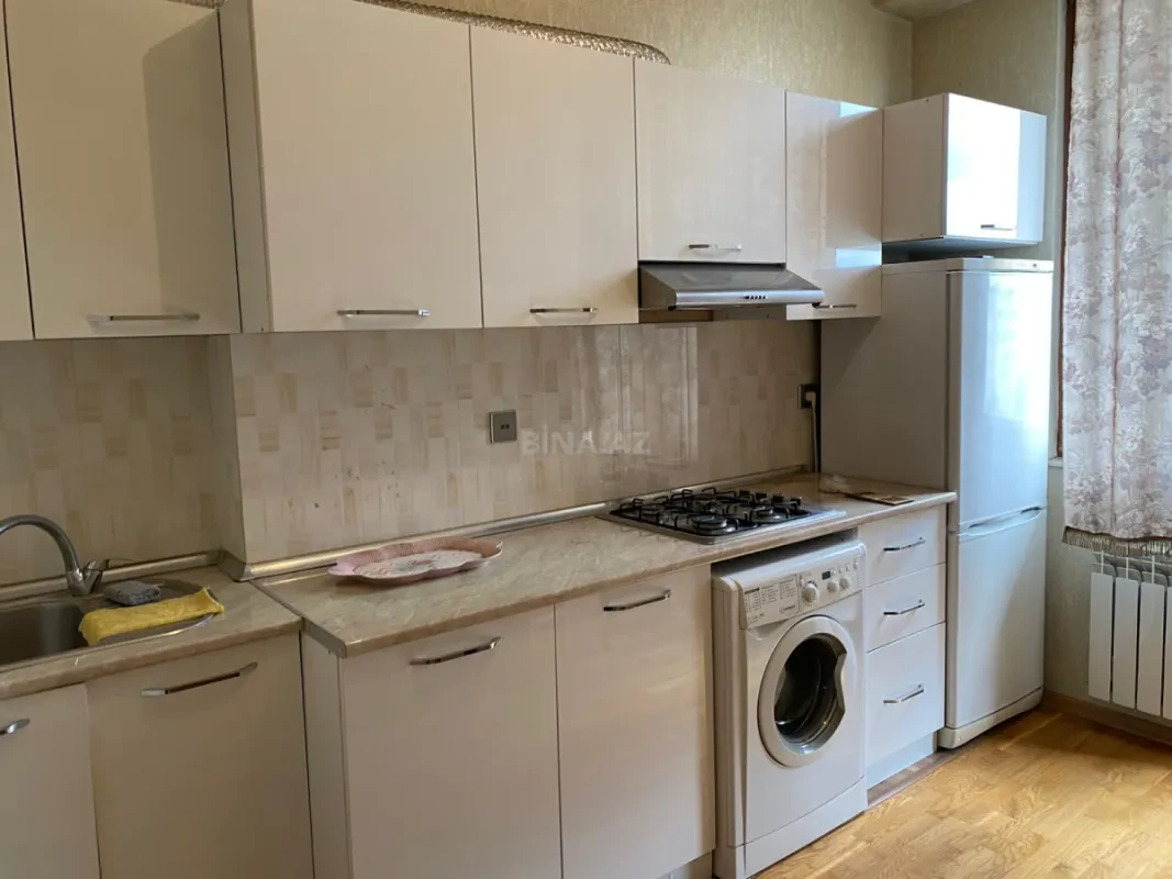 Kirayə verilir 1 otaqlı mənzil 55 m²
