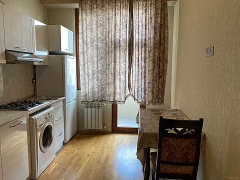 Kirayə verilir 1 otaqlı mənzil 55 m²