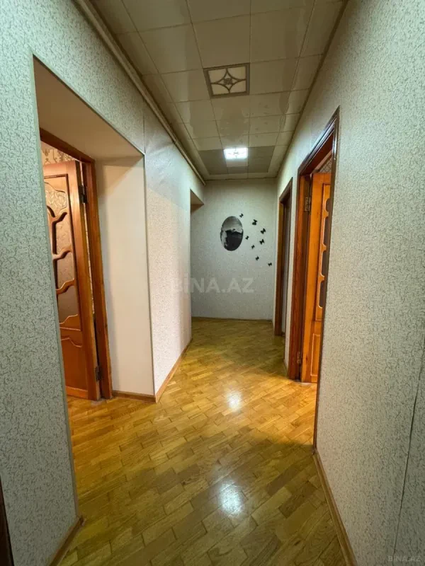 Satılır 4 otaqlı mənzil 92 m²