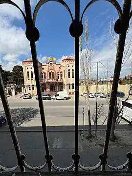 Satılır 4 otaqlı mənzil 92 m²