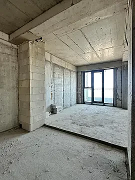 Satılır 4 otaqlı mənzil 224 m²