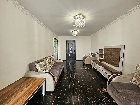Satılır 3 otaqlı mənzil 60 m²