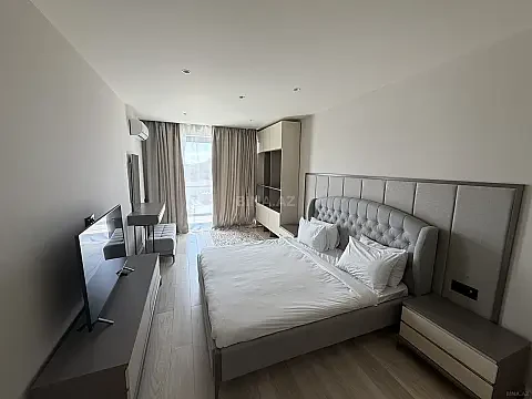 Kirayə verilir 2 otaqlı mənzil 98 m²