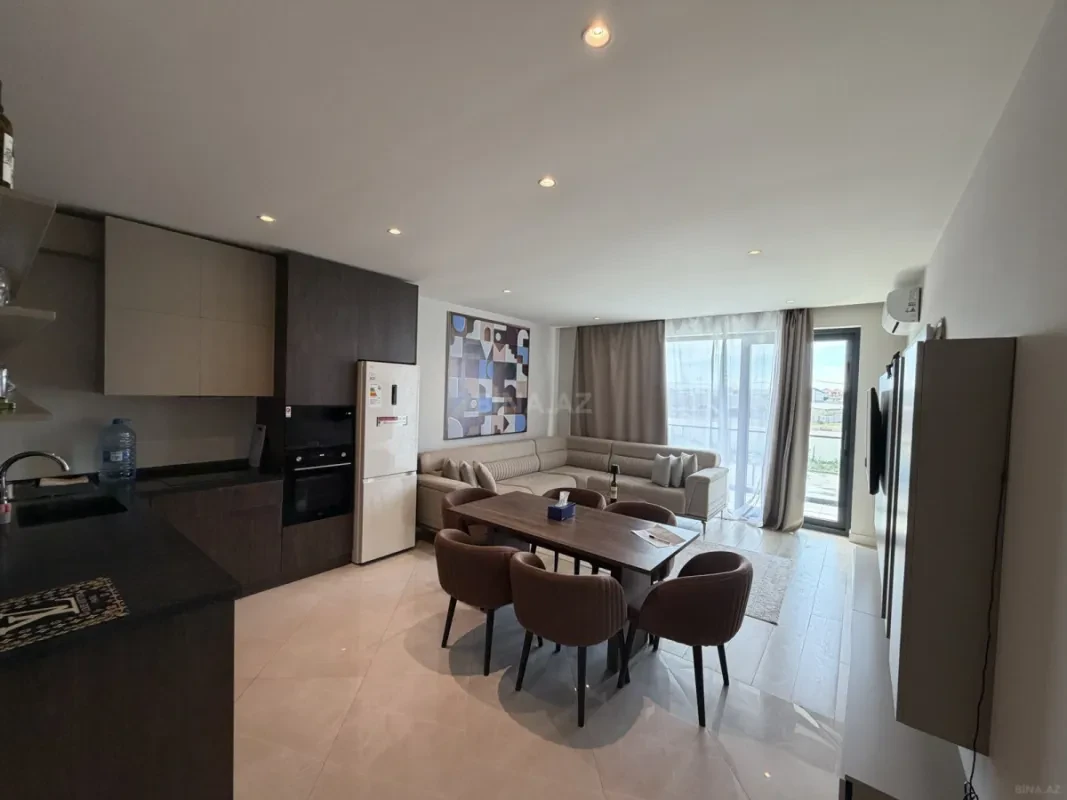 Kirayə verilir 2 otaqlı mənzil 98 m²
