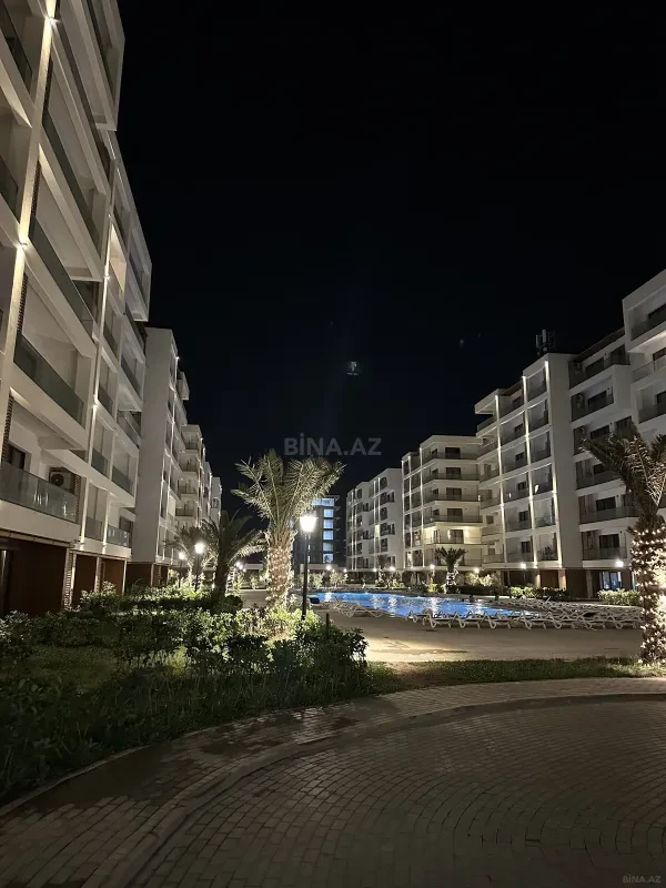 Kirayə verilir 2 otaqlı mənzil 98 m²